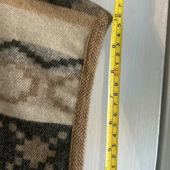 Top - Picture 14 of 14